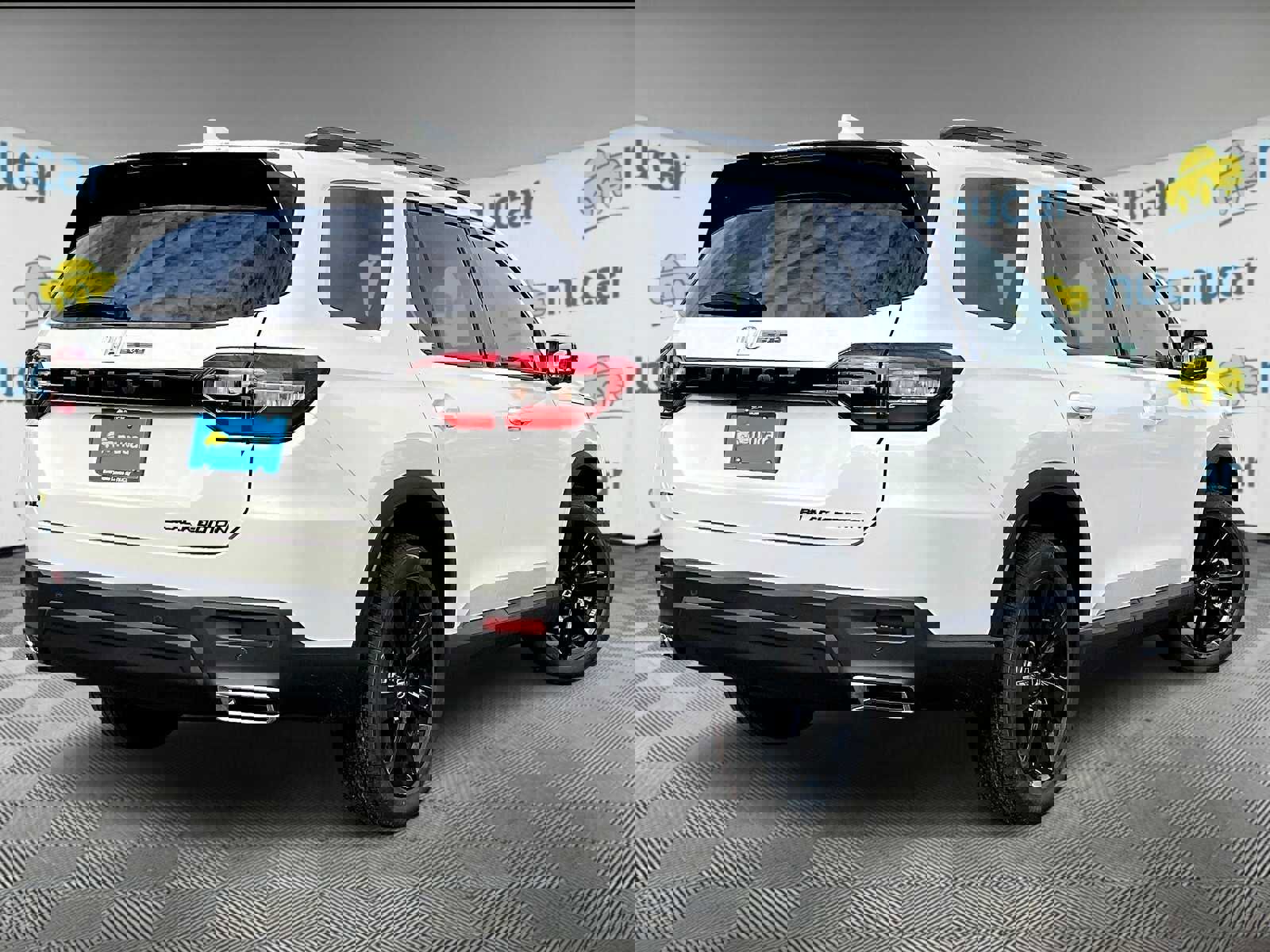 New 2025 Honda Pilot Black Edition image 7