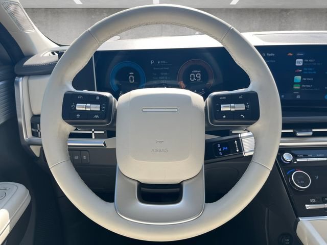 Used 2025 Hyundai Santa Fe SEL FWD image 21
