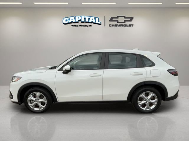 Used 2023 Honda HR-V LX image 2