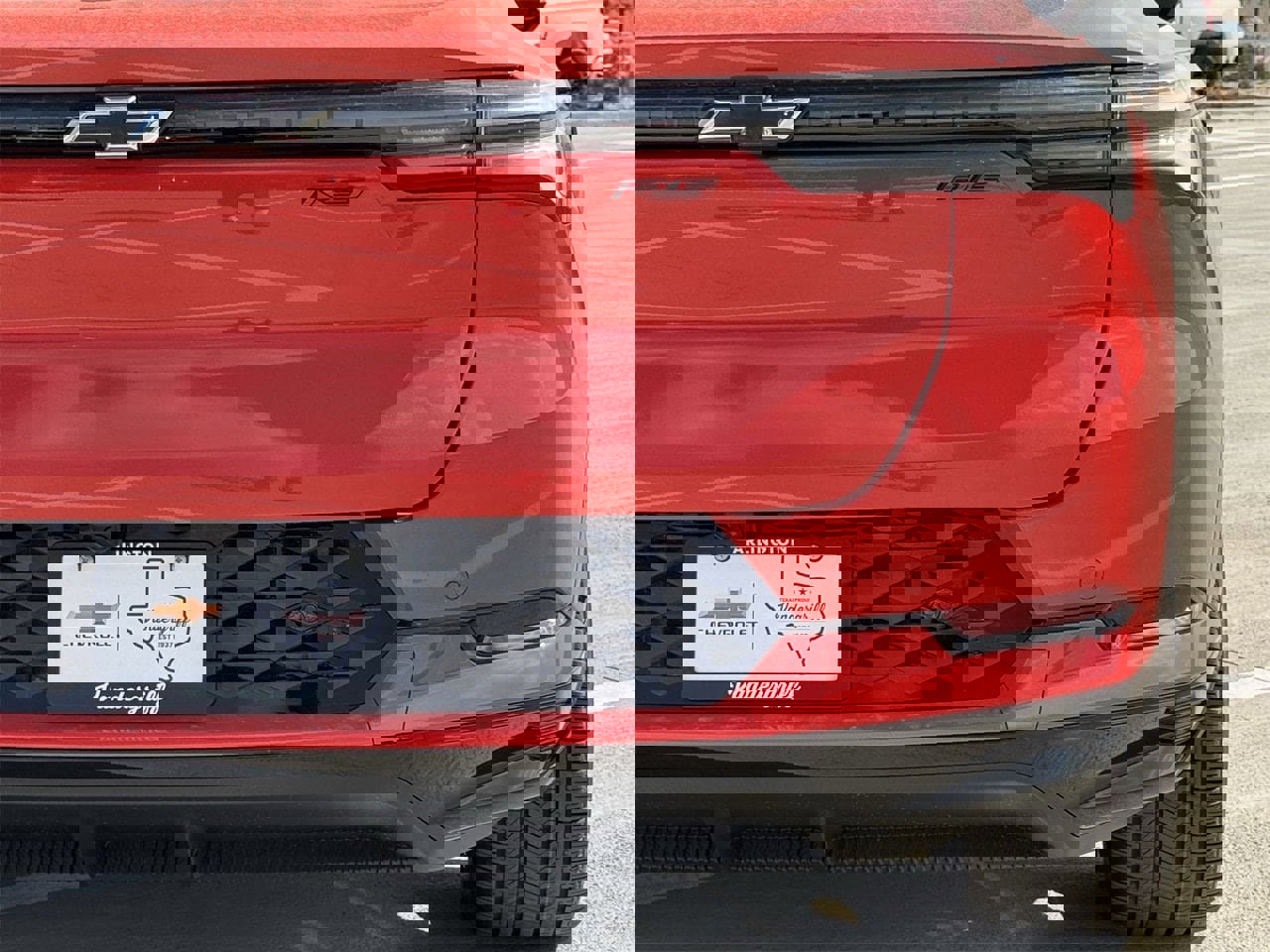 New 2026 Chevrolet Equinox EV RS image 7