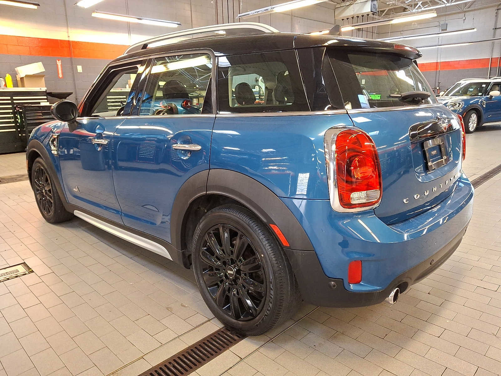 Used 2019 MINI Cooper Countryman S w/ Signature Upholstery Package AWD/4WD image 6
