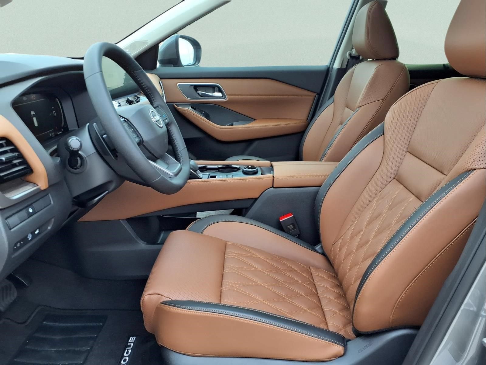 New 2026 Nissan Rogue Platinum AWD/4WD image 10