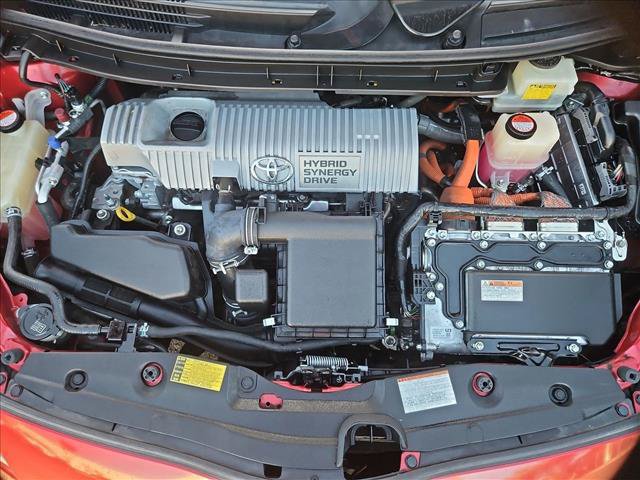 Used 2015 Toyota Prius Two FWD image 27