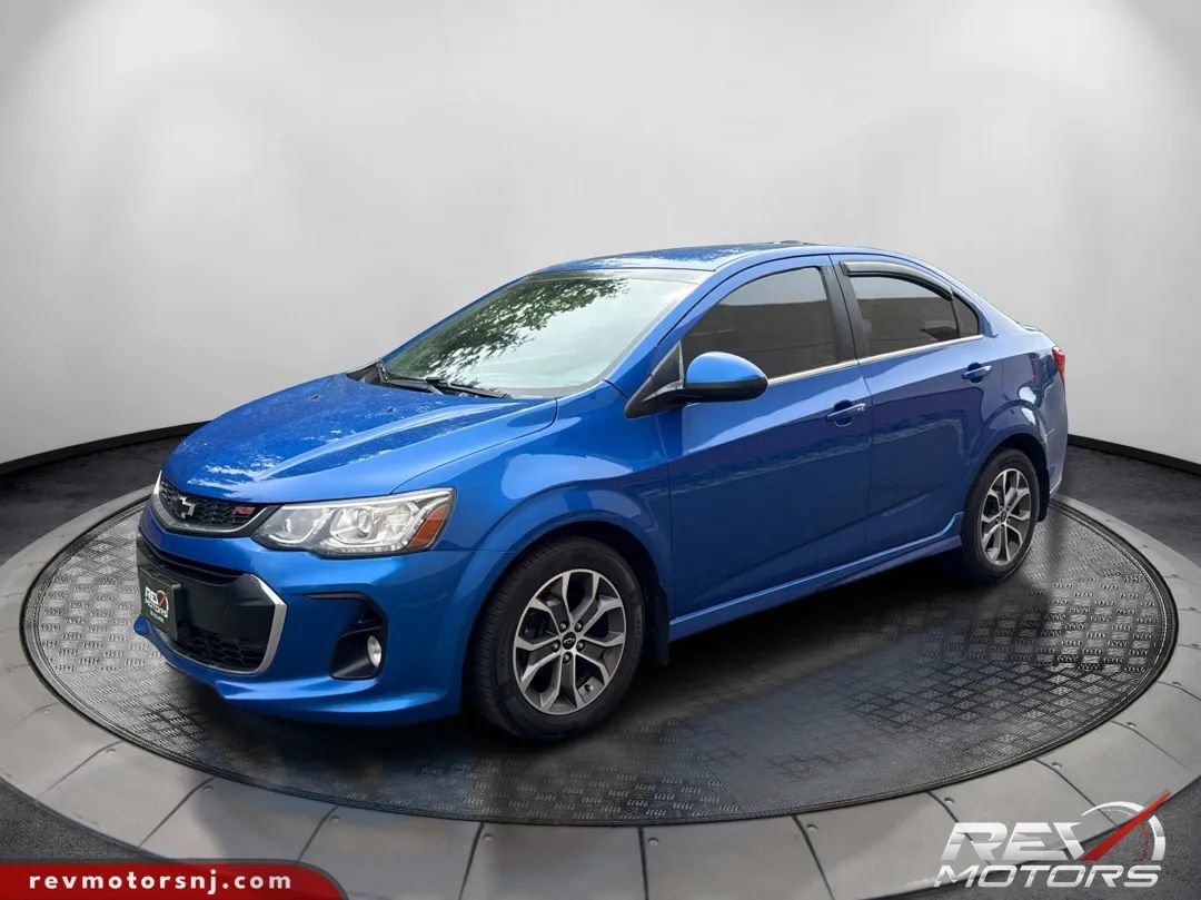 Used 2019 Chevrolet Sonic LT w/ Convenience Package FWD image 1
