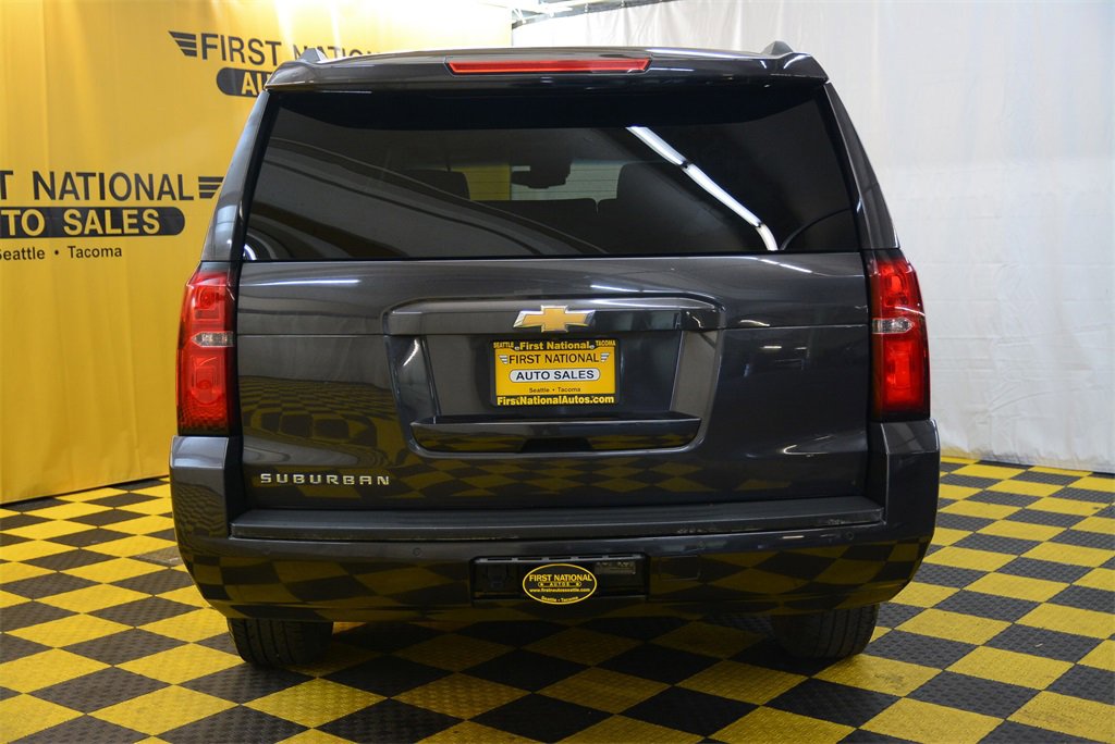 Used 2018 Chevrolet Suburban LT image 9