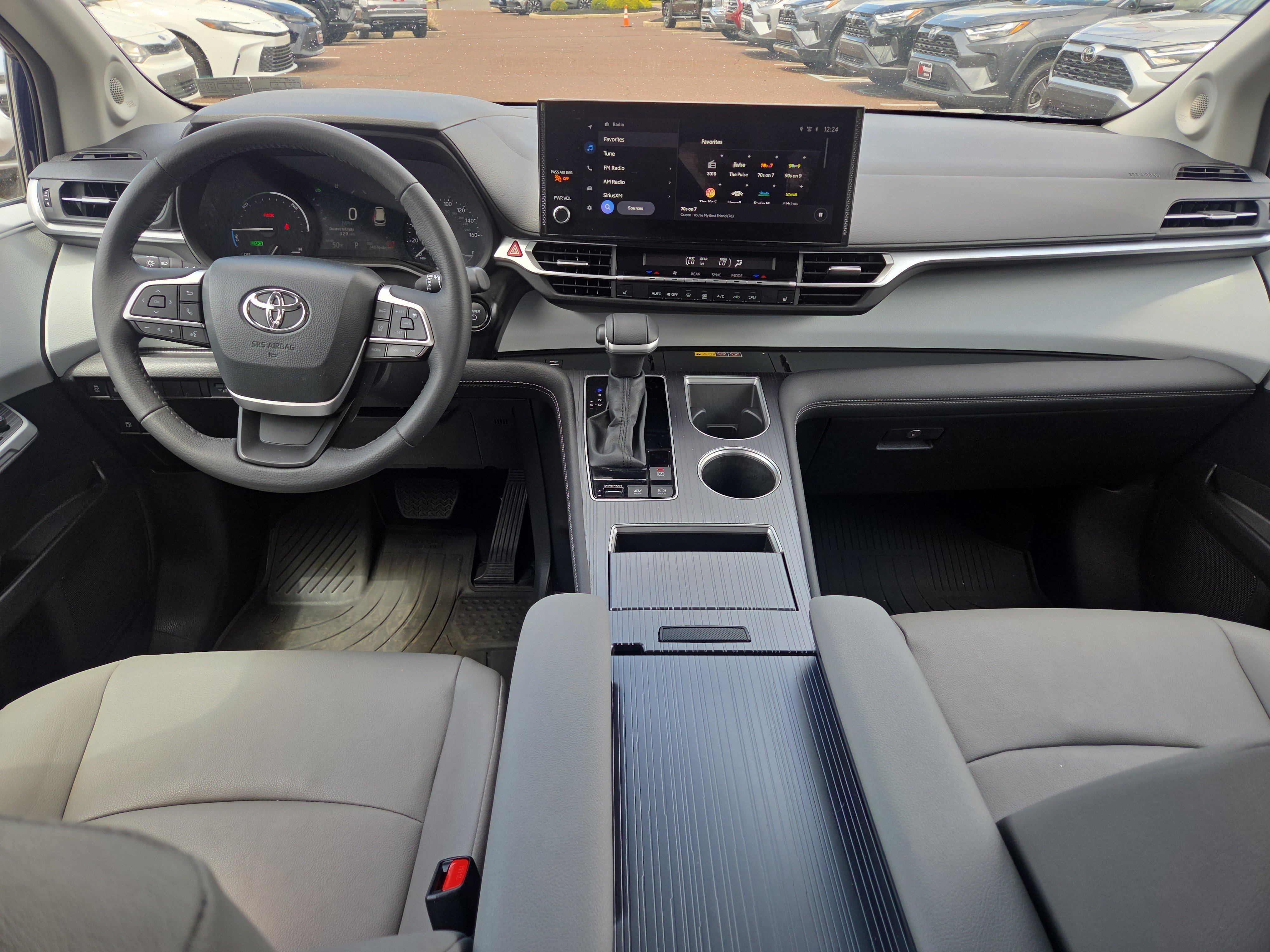 Certified 2025 Toyota Sienna XLE w/ XLE Plus Package AWD/4WD image 21