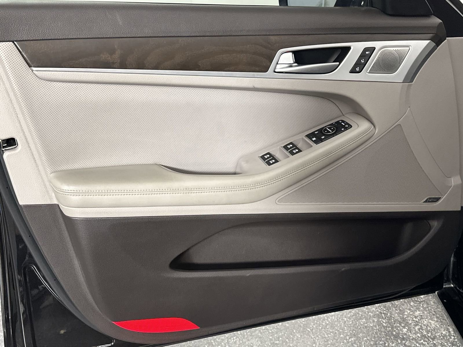 Used 2018 Genesis G80 5.0 Ultimate image 33