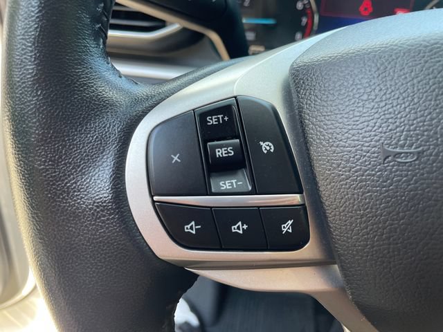 Used 2022 Ford Explorer XLT w/ Equipment Group 202A AWD/4WD image 31