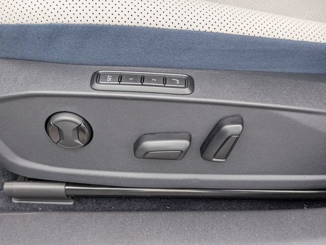 New 2025 Volkswagen ID.4 Pro S AWD/4WD image 20