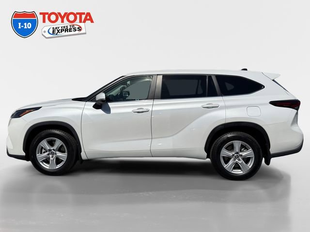 Certified 2024 Toyota Highlander LE AWD/4WD image 2