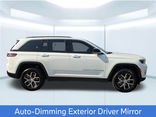 New 2025 Jeep Grand Cherokee Limited w/ Luxury Tech Group II image 8