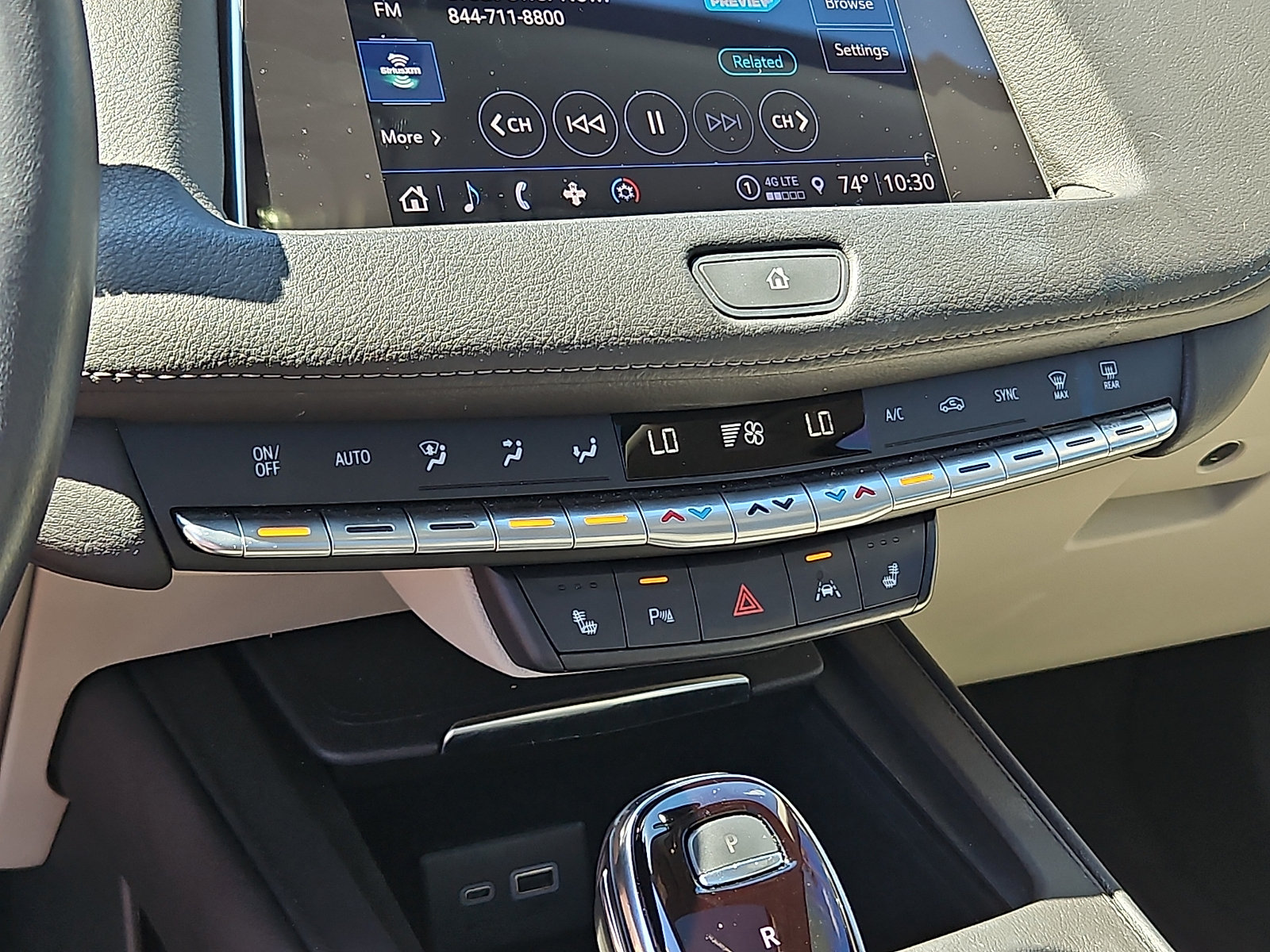 Certified 2023 Cadillac XT4 Luxury w/ Cold Weather Package AWD/4WD image 16