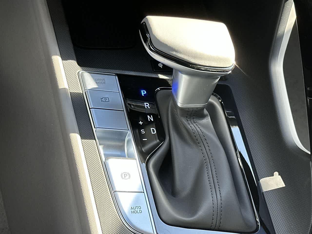 New 2026 Hyundai Elantra SEL Sport FWD image 21