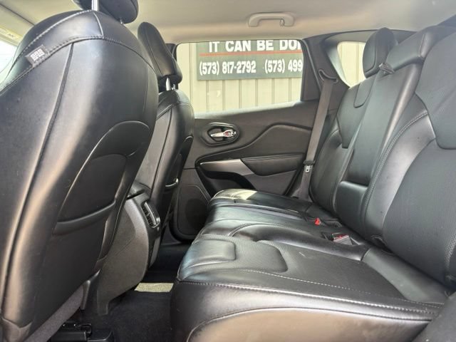 Used 2021 Jeep Cherokee Latitude Lux AWD/4WD image 14