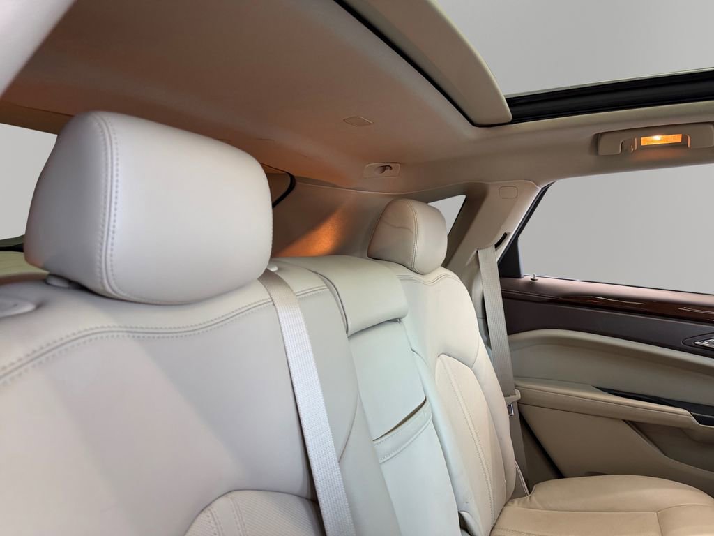 Used 2015 Cadillac SRX Performance w/ Driver Awareness Package AWD/4WD image 25