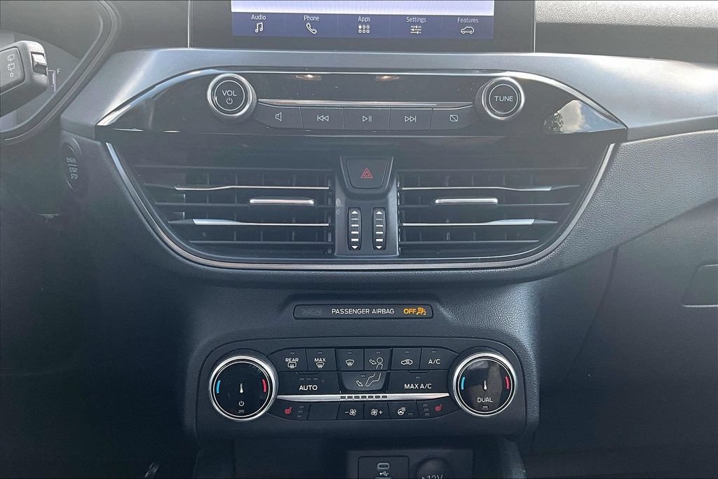 Certified 2023 Ford Escape Active AWD/4WD image 31