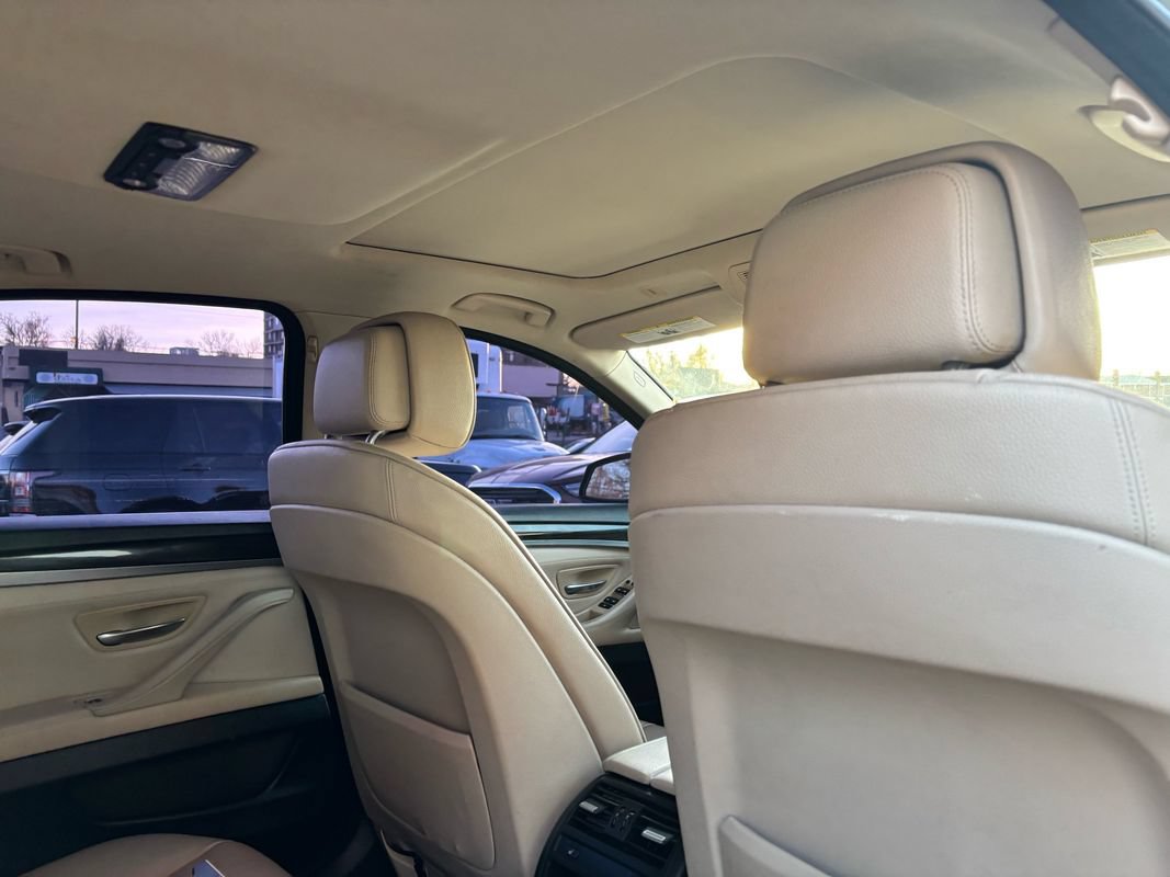 Used 2013 BMW 528i xDrive Sedan AWD/4WD image 40