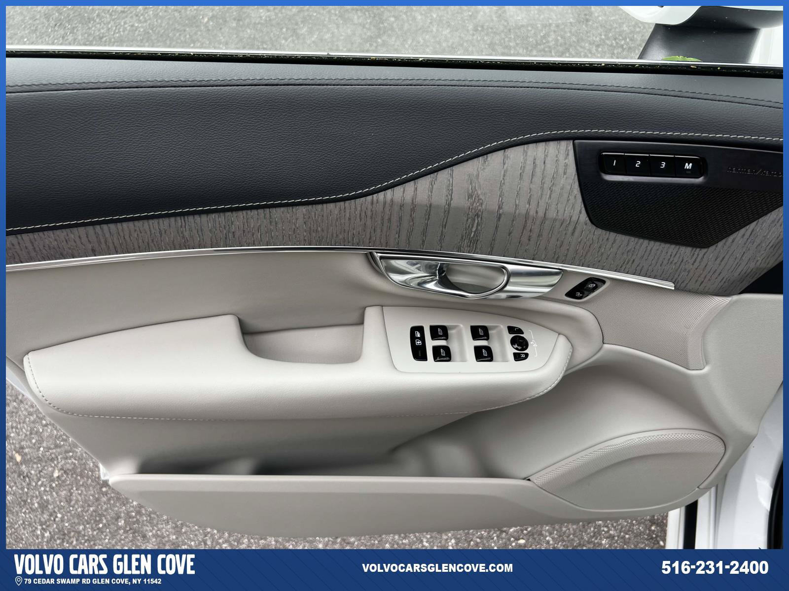Certified 2025 Volvo XC90 T8 Ultra w/ Protection Package Premier AWD/4WD image 17