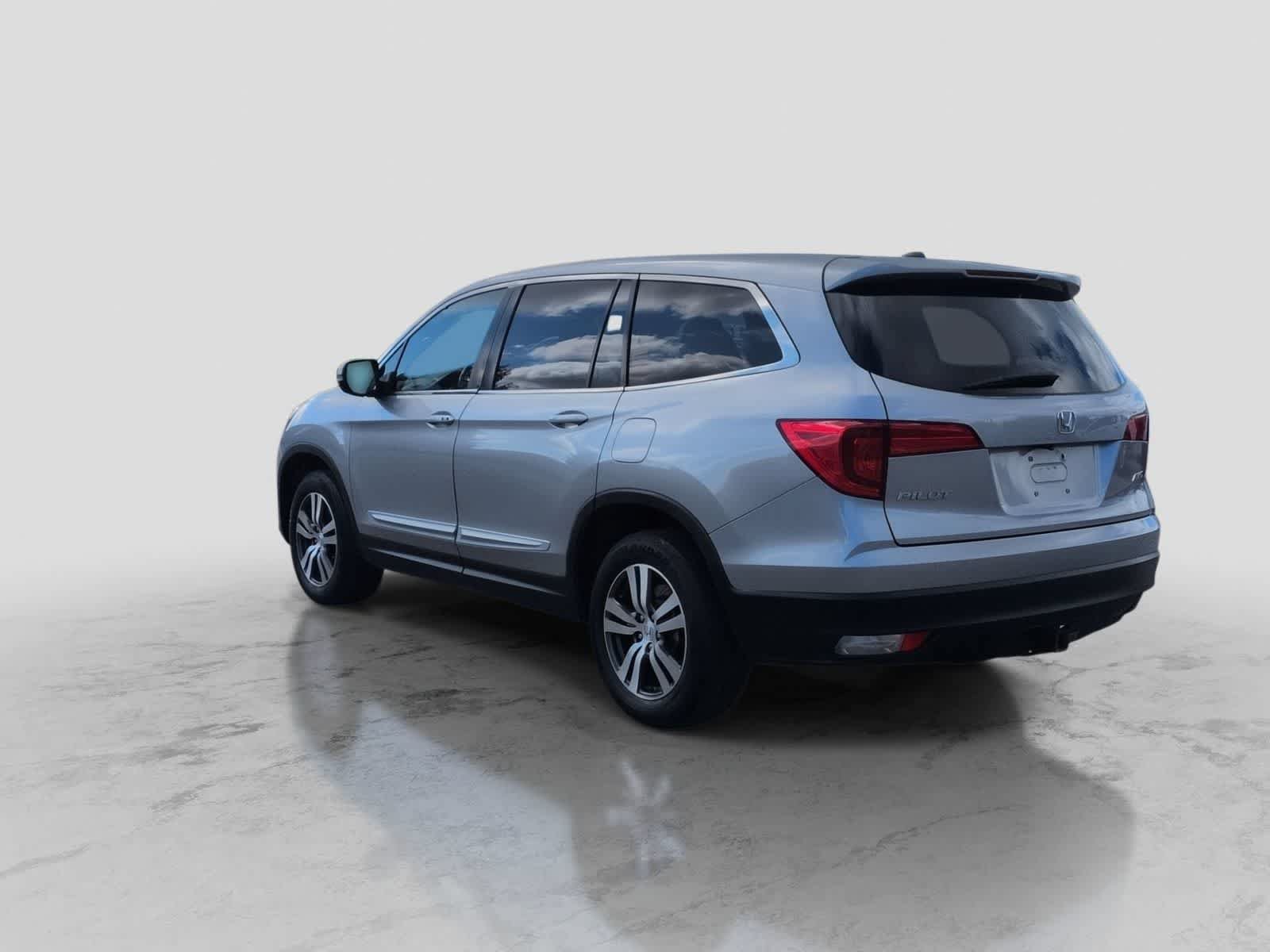 Used 2017 Honda Pilot EX-L image 6