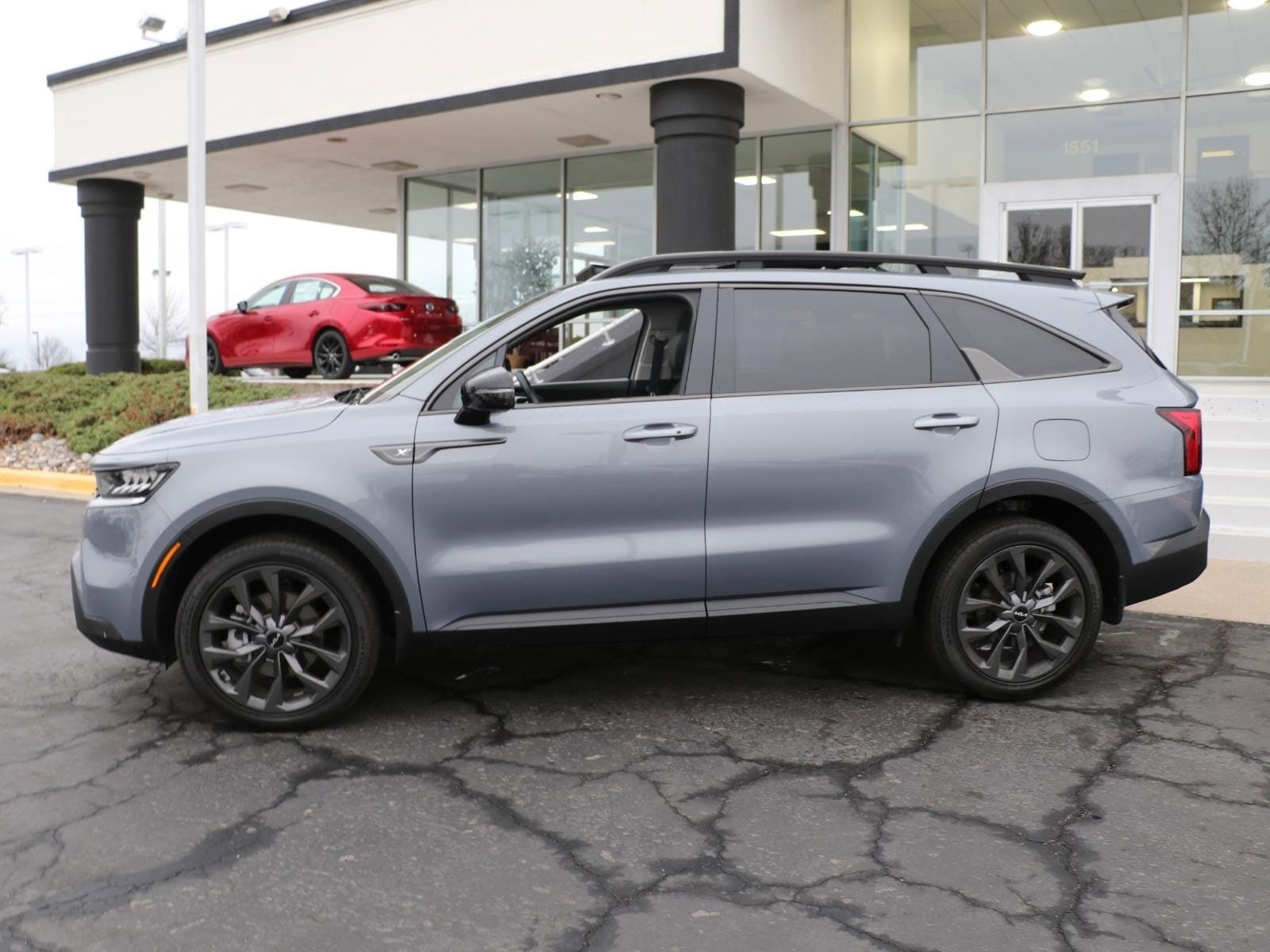 Used 2023 Kia Sorento X-Line EX AWD/4WD image 2