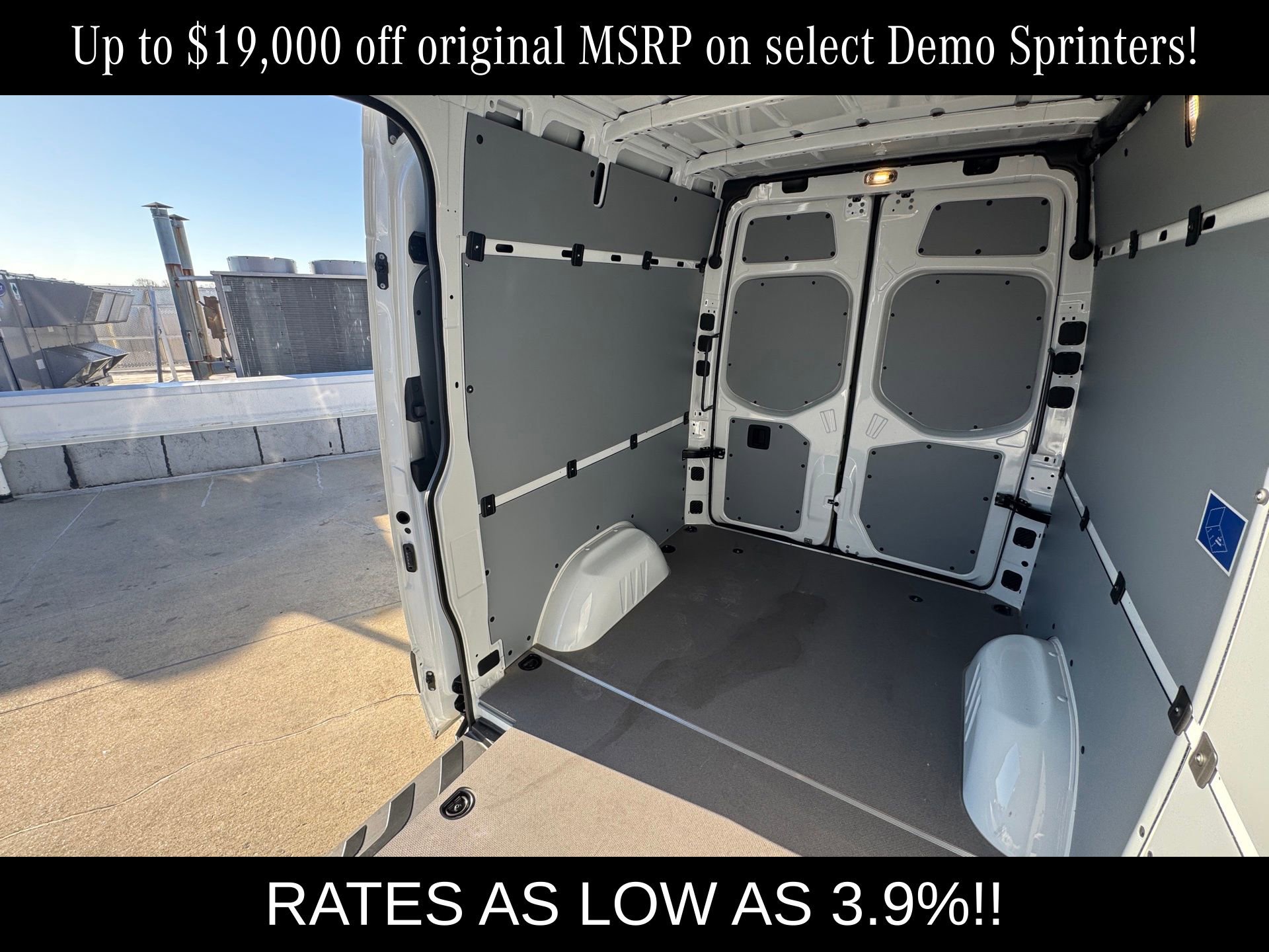 New 2025 Mercedes-Benz Sprinter 2500 image 24