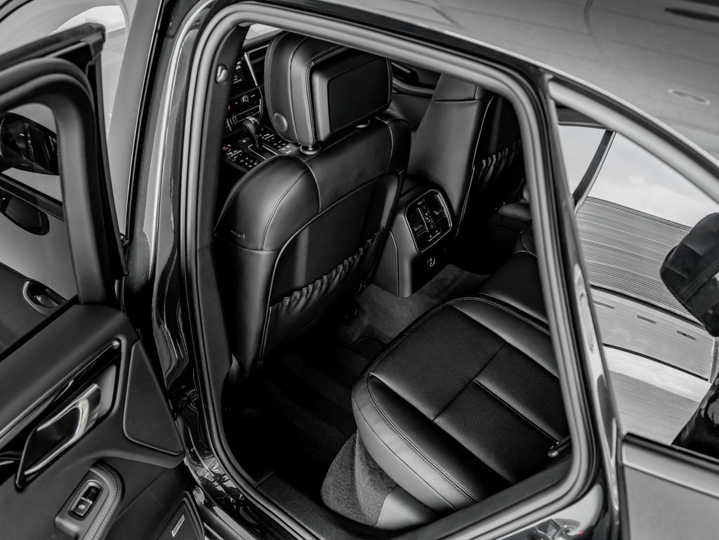 New 2026 Porsche Macan image 22