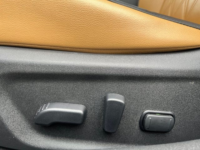 Used 2022 Nissan Sentra SV w/ SV Premium Package FWD image 26