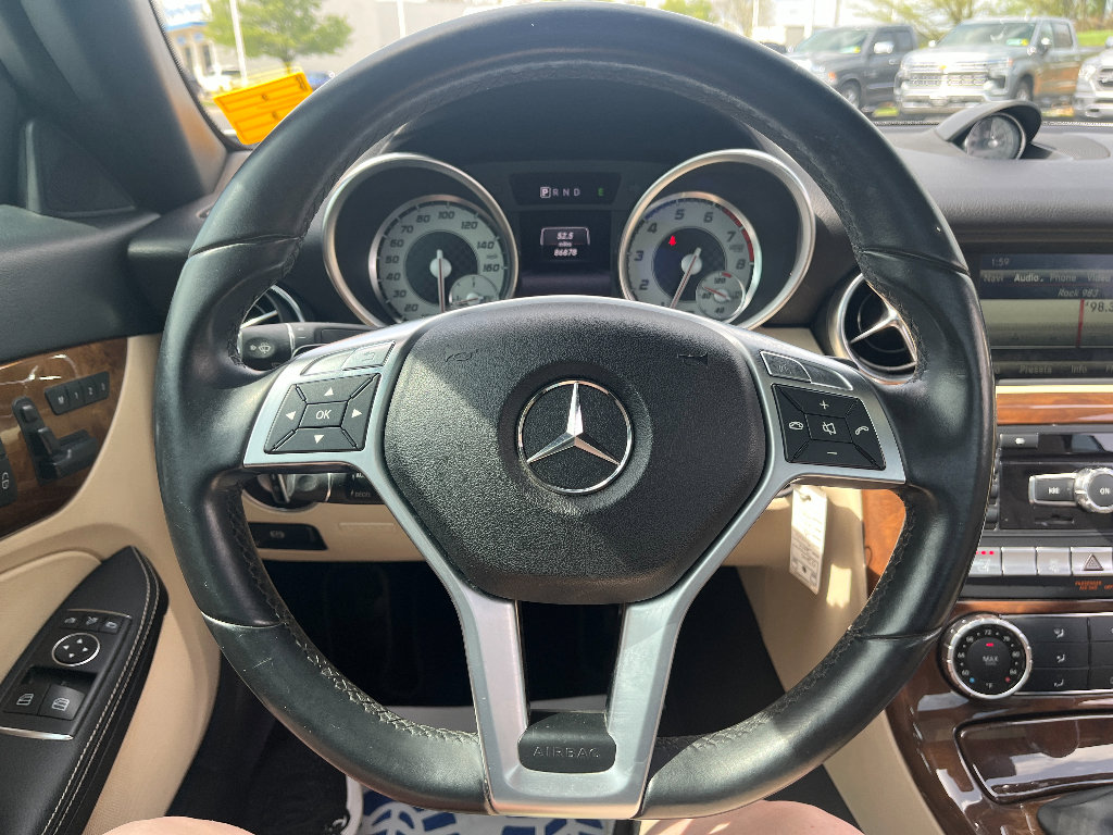 Used 2014 Mercedes-Benz SLK 250 image 35