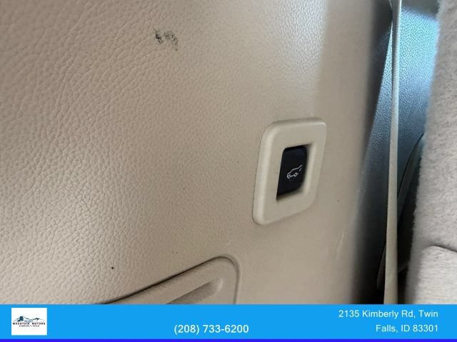 Used 2017 Ford Expedition Limited w/ Equipment Group 301A AWD/4WD image 28