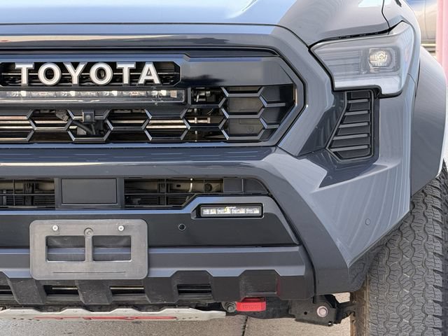 Used 2026 Toyota Tacoma TRD Pro AWD/4WD image 8