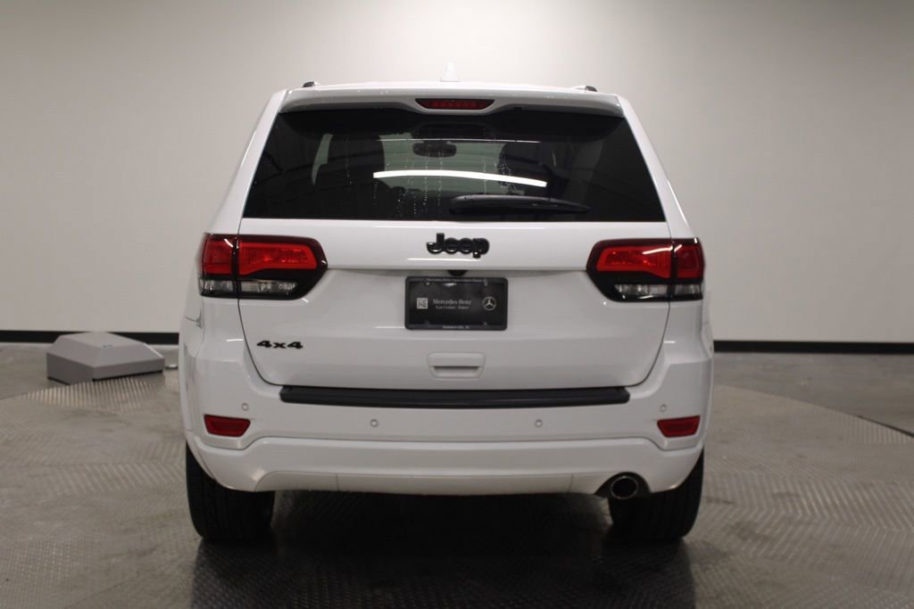 Used 2019 Jeep Grand Cherokee Altitude AWD/4WD image 6