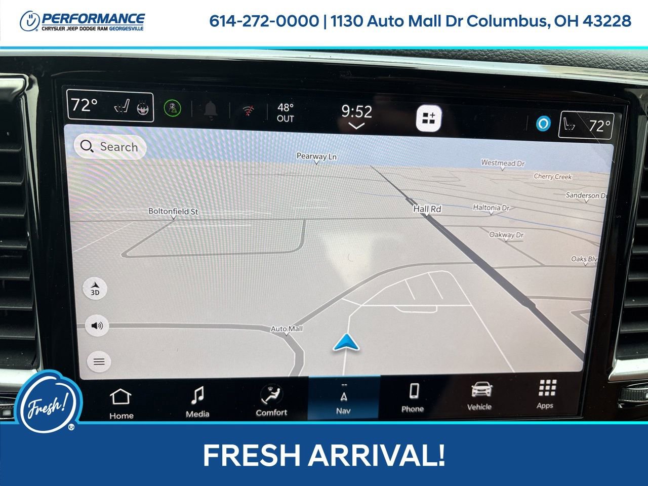 Used 2025 Chrysler Pacifica Pinnacle w/ Trailer Tow Group image 21