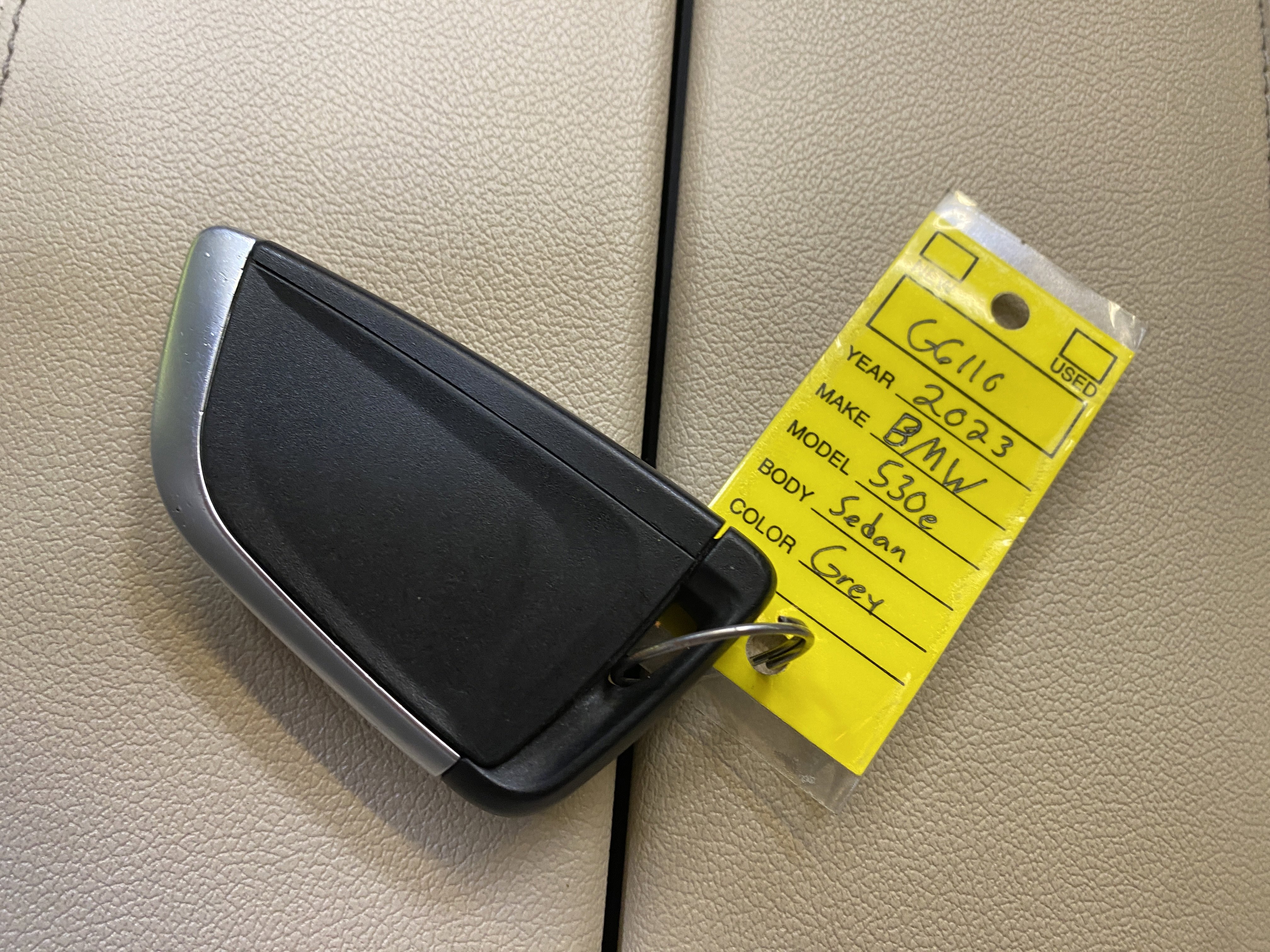 Used 2023 BMW 530e w/ Premium Package image 48