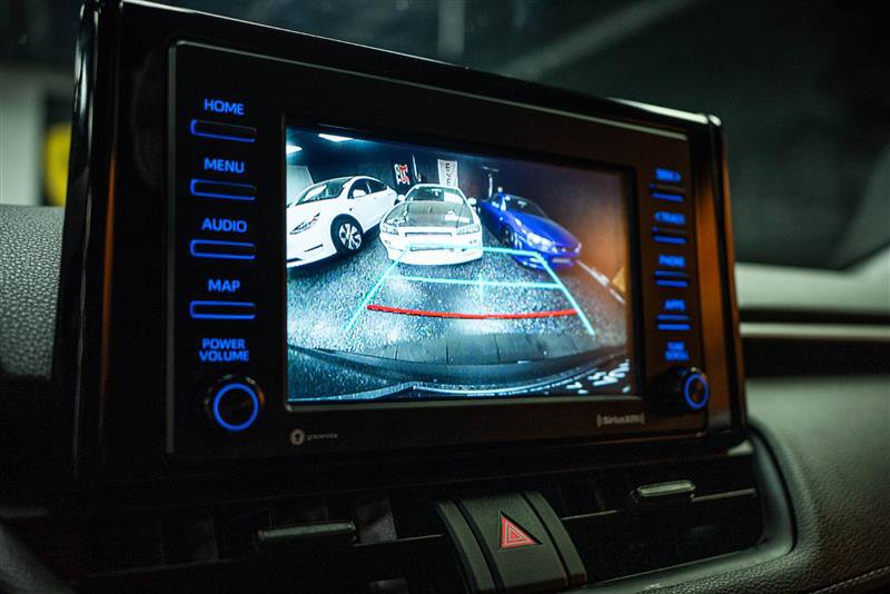 Used 2021 Toyota RAV4 LE image 20