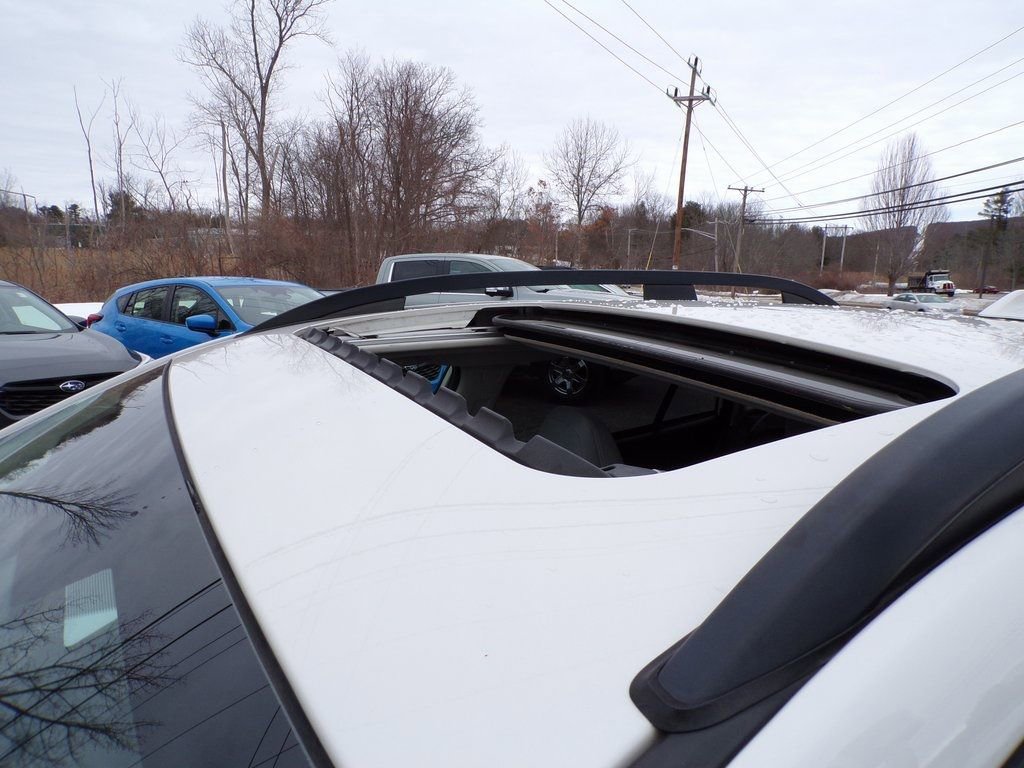 Used 2021 Subaru Crosstrek 2.0i Premium w/ Moonroof Package image 3