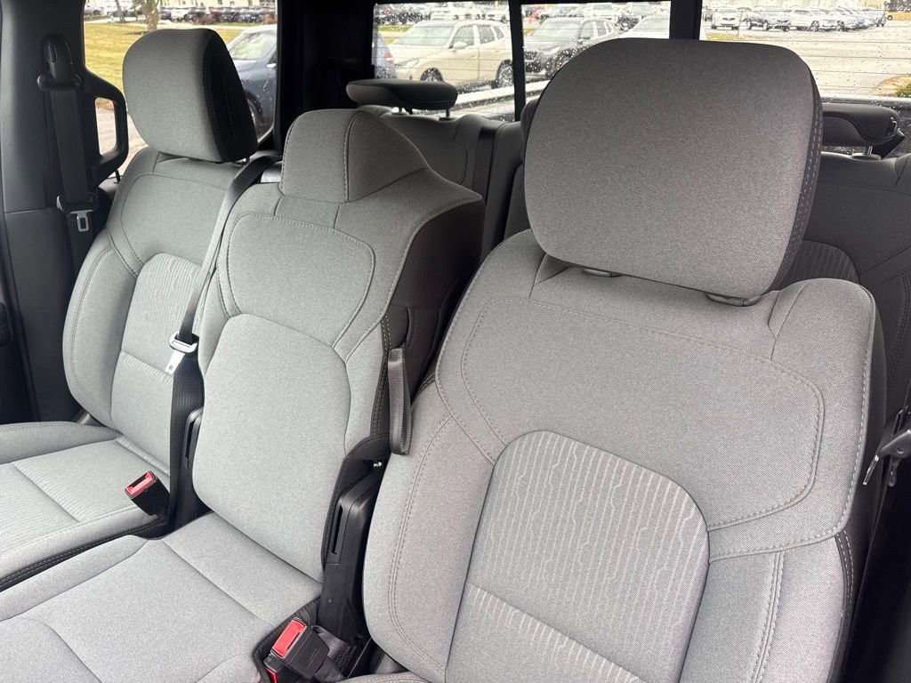 Used 2021 RAM 1500 Big Horn image 14