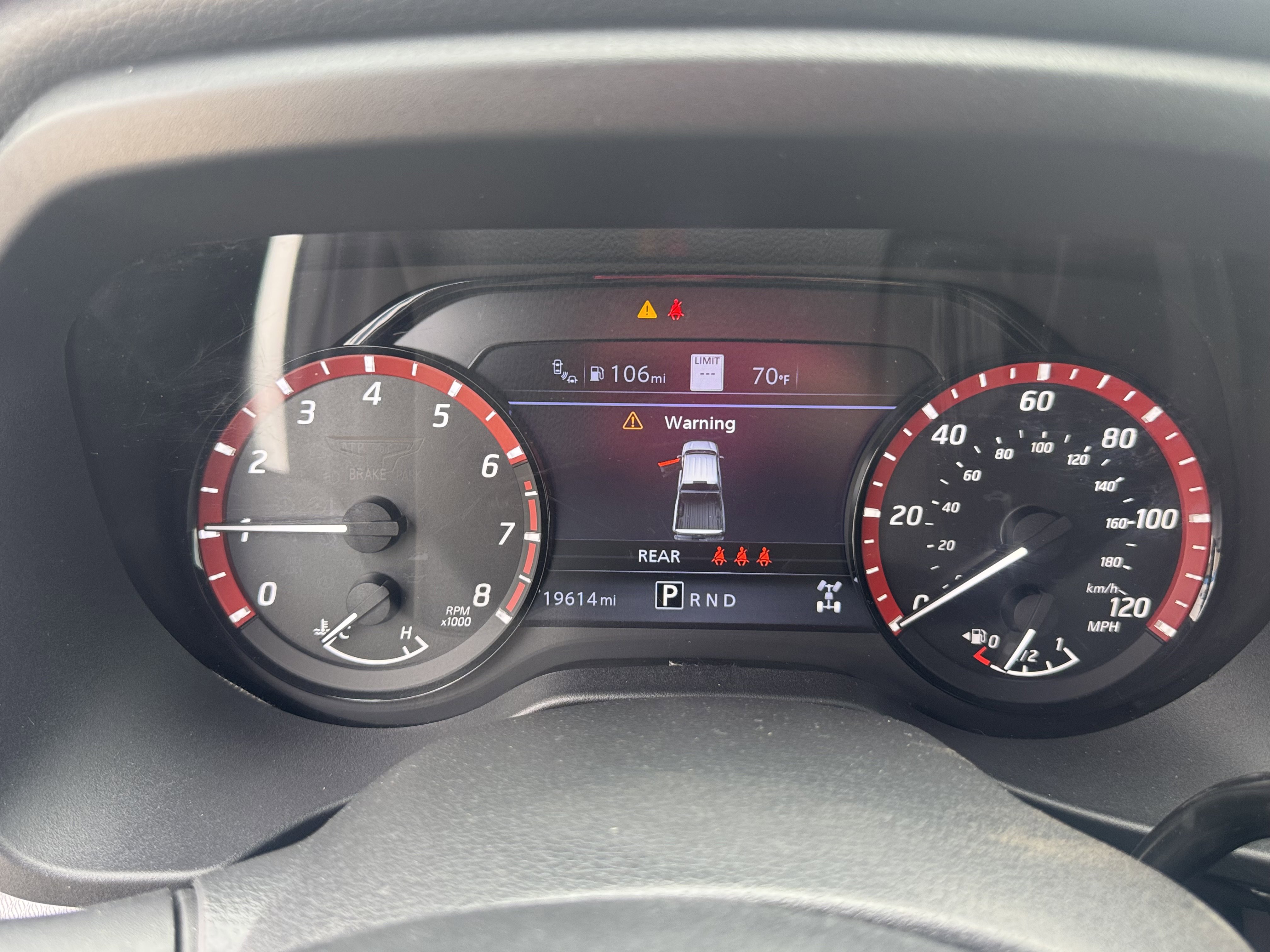 Used 2023 Nissan Titan PRO-4X w/ Pro-4x Convenience Package image 14