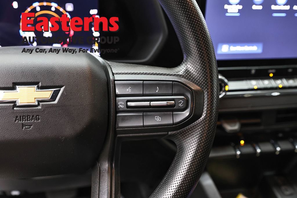 Used 2023 Chevrolet Colorado W/T image 16