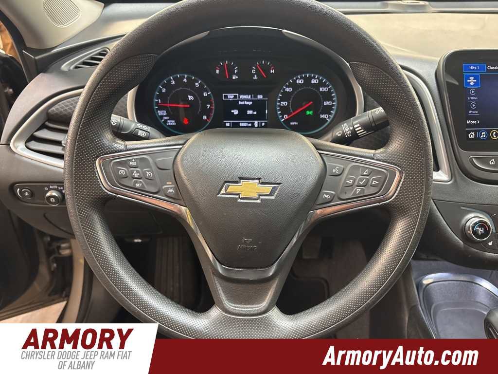 Used 2023 Chevrolet Malibu LT image 14