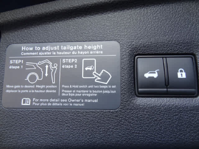 Certified 2025 INFINITI QX55 Luxe w/ Cargo Package AWD/4WD image 10