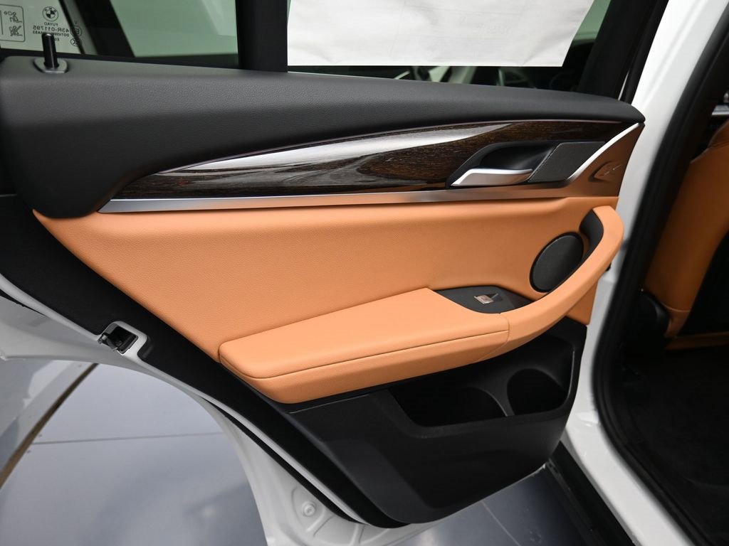 New 2025 BMW X4 xDrive30i w/ Premium Package image 11