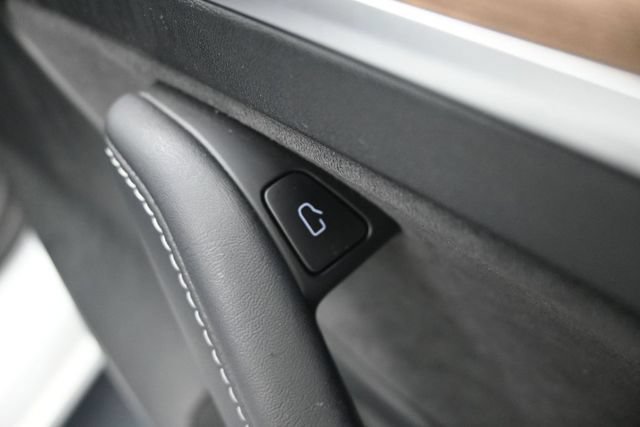 Used 2023 Tesla Model 3 Performance AWD/4WD image 23
