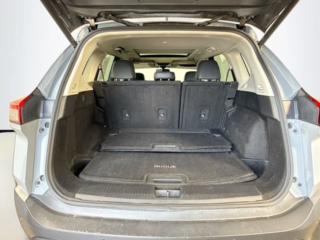 Used 2023 Nissan Rogue SL w/ SL Premium Package image 27