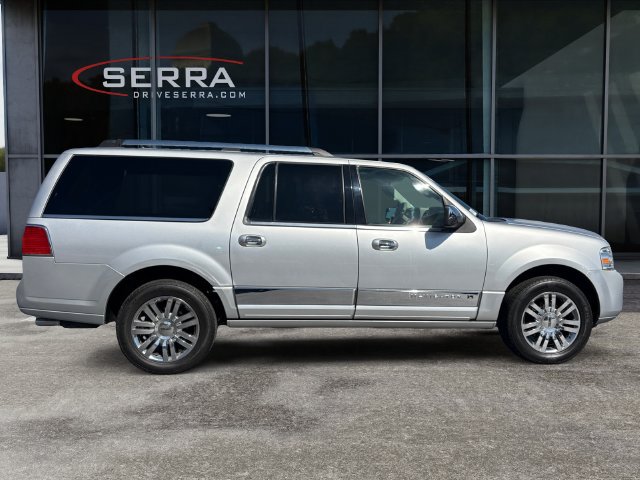Used 2013 Lincoln Navigator L 2WD w/ HD Trailer Tow Pkg image 6