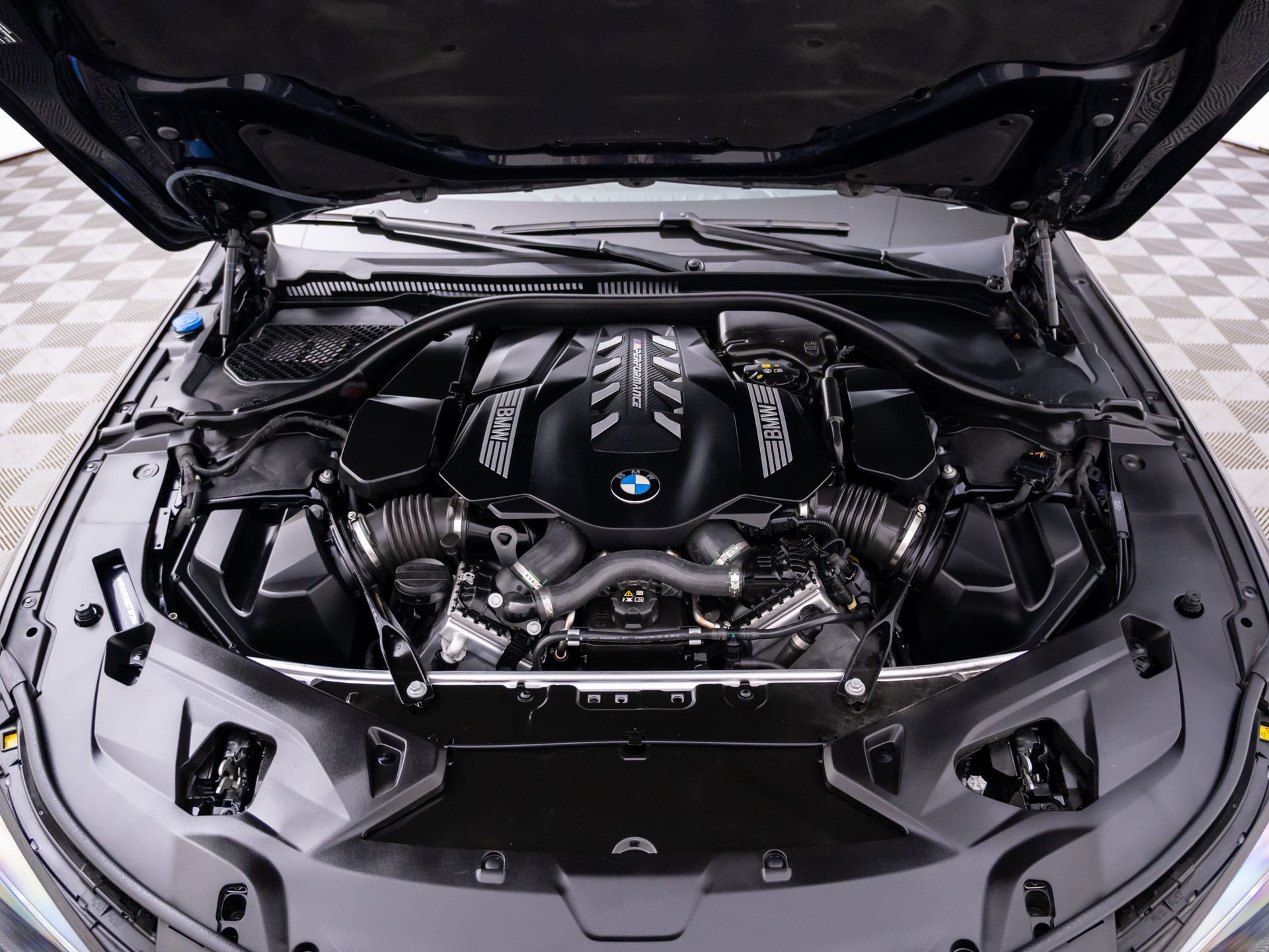 Certified 2025 BMW M850i xDrive w/ M Sport Professional Package AWD/4WD image 35