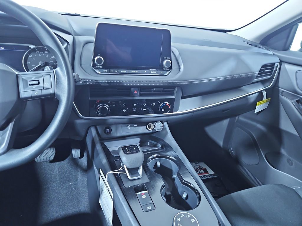 New 2025 Nissan Rogue S image 17