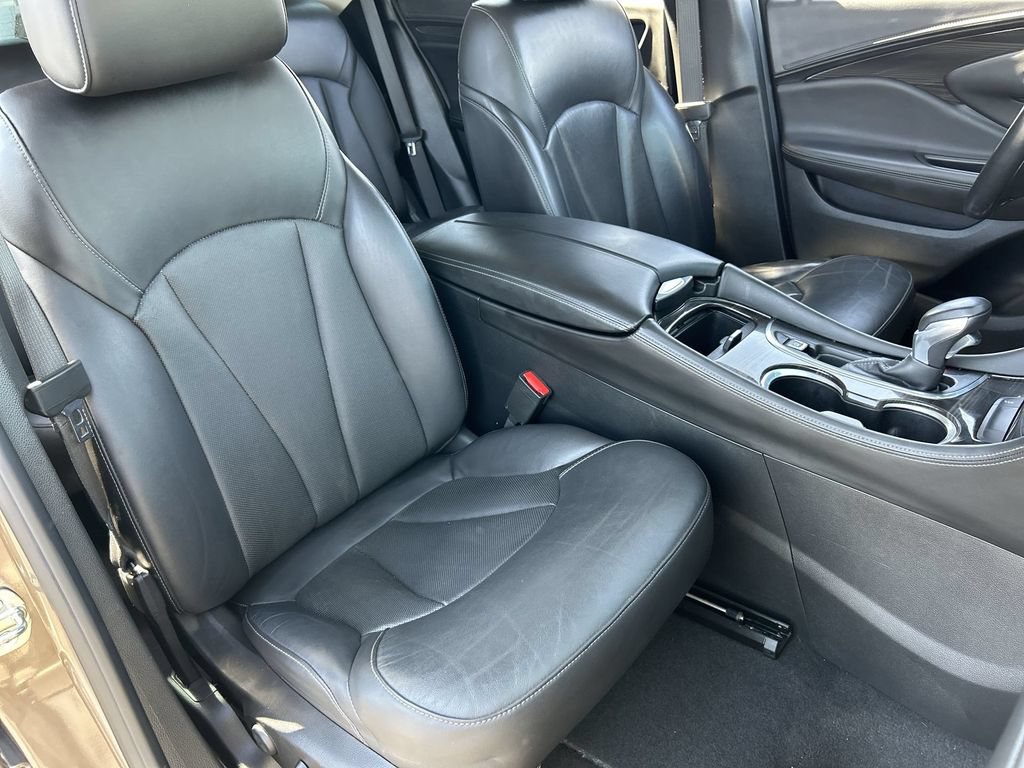 Used 2019 Buick Envision Premium AWD/4WD image 28