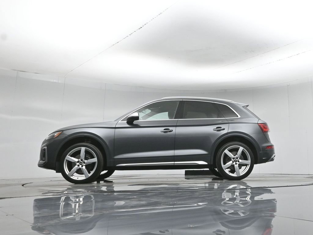 Used 2021 Audi SQ5 Premium w/ Convenience Package image 50