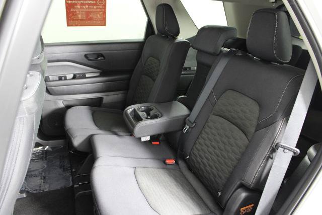 Certified 2023 Nissan Pathfinder SV FWD image 21