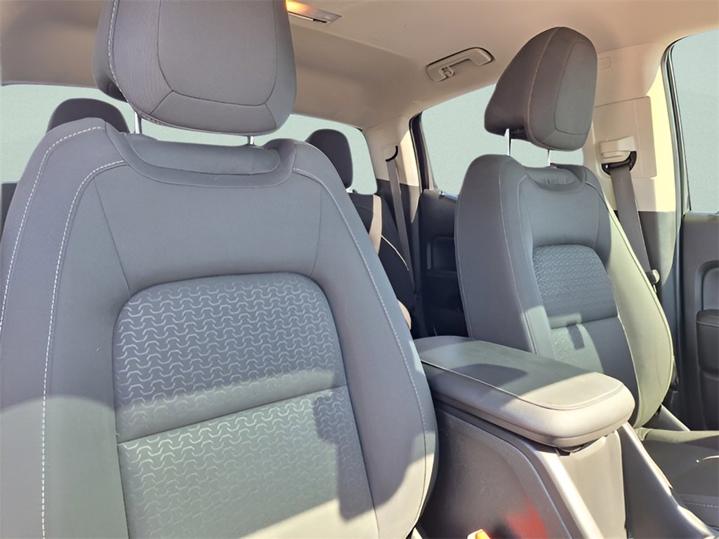 Used 2019 GMC Canyon SLE image 29